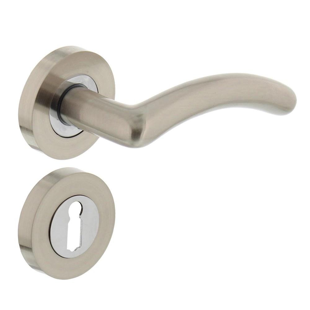 Deurkruk 1699 Marieke op rond rozet 7mm nokken met sleutelgat plaatjes nikkel mat