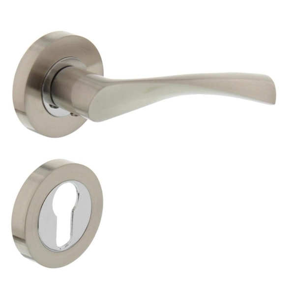 Deurkruk 1687 Giussy op rond rozet 7mm nokken met profielcilindergat plaatjes nikkel mat