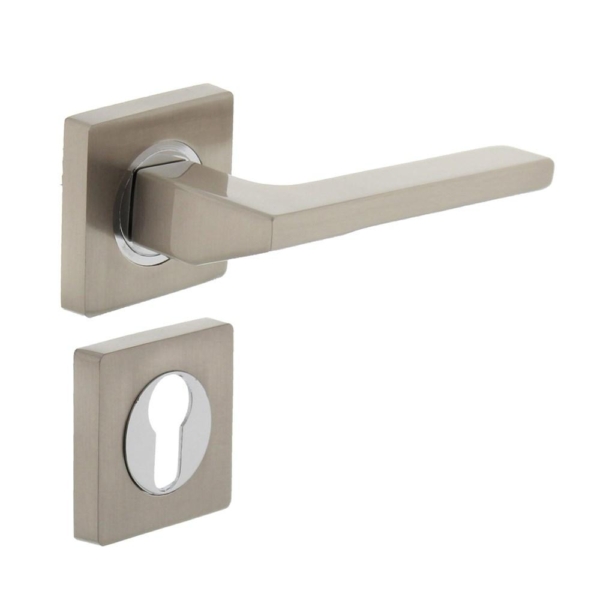 Deurkruk 1715 Ben op vierkant rozet 7mm nokken met profielcilindergat plaatjes chroom/nikkel mat