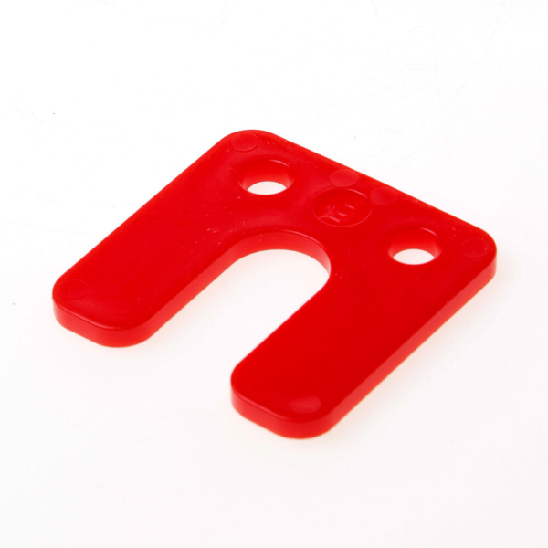 Stelplaat rood 70x70x5+sleuf