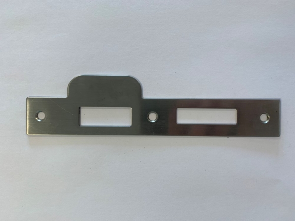 4tecx Sluitplaat RVS tbv veiligheidsslot 139 steekmaat pc 72mm sluitplaat vierk. draairichting rechts