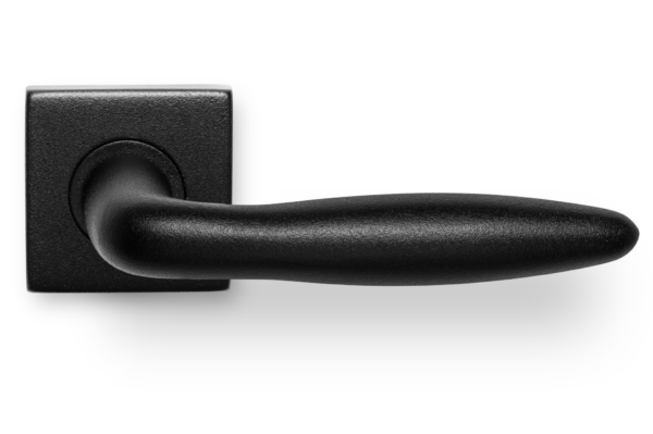 Deurklink Luno zwart basis op rond rozet geveerd