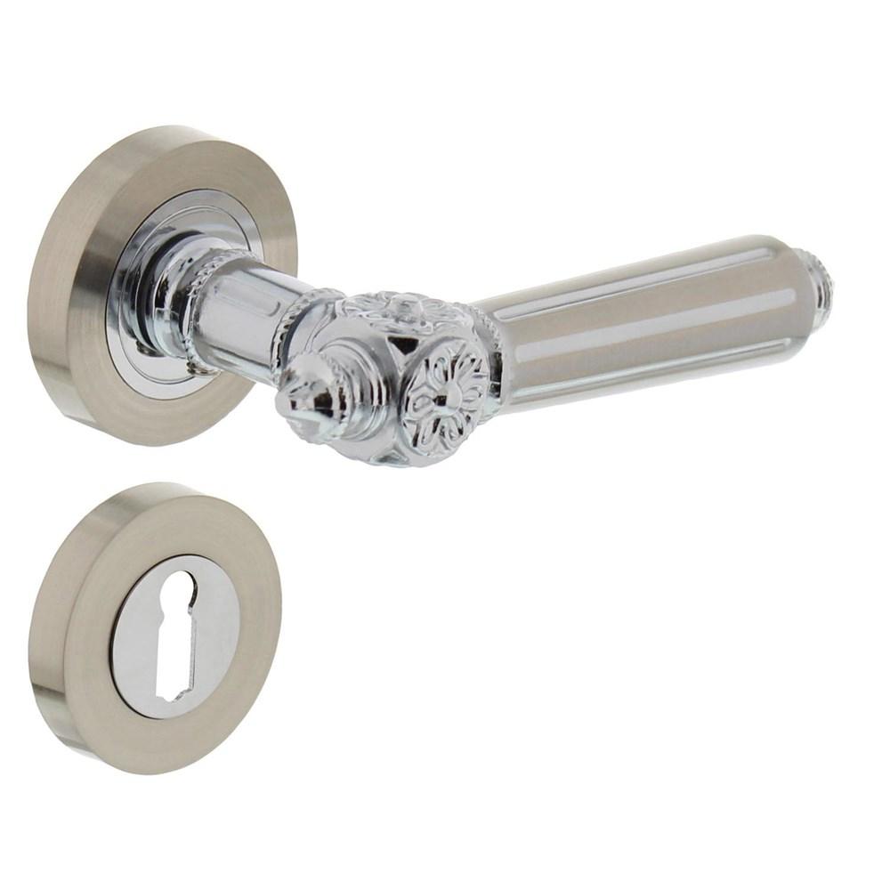 Deurkruk 1716 Julietta op rond rozet 7mm nokken met sleutelgat plaatjes chroom/nikkel mat